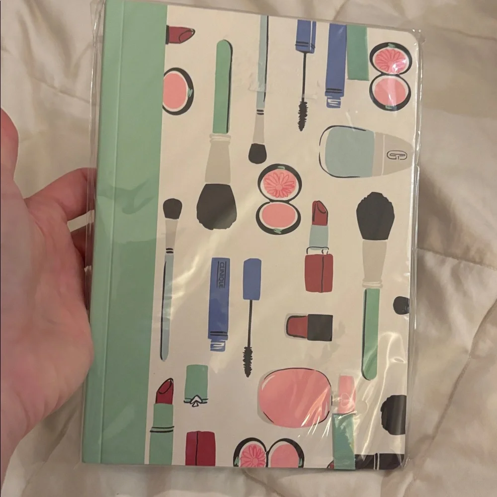 Kate‎ Spade Clinique Themed Makeup Notebook - Green, Red, Blue, Pink